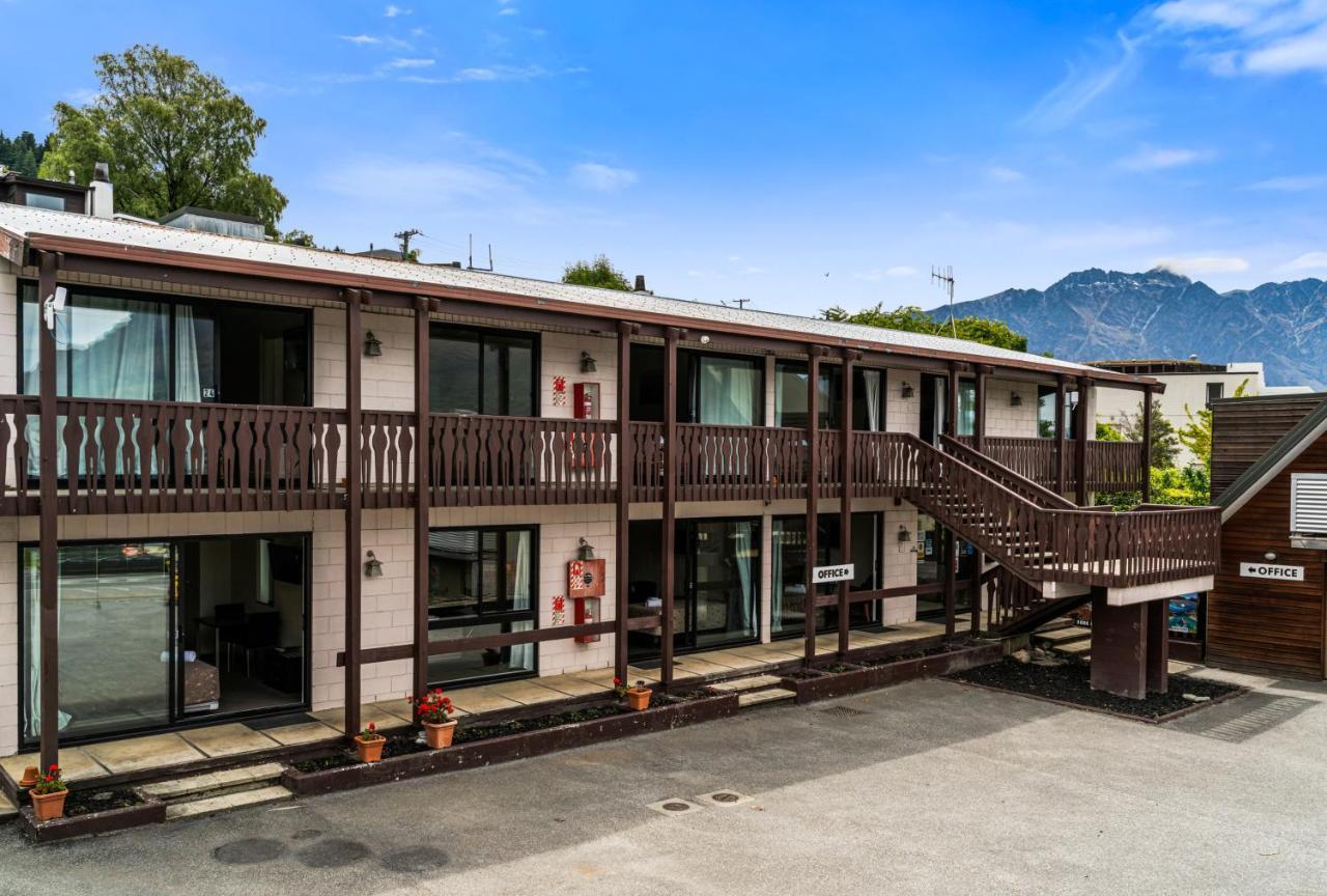 Queenstown Motel Apartments (Adults Only) Экстерьер фото