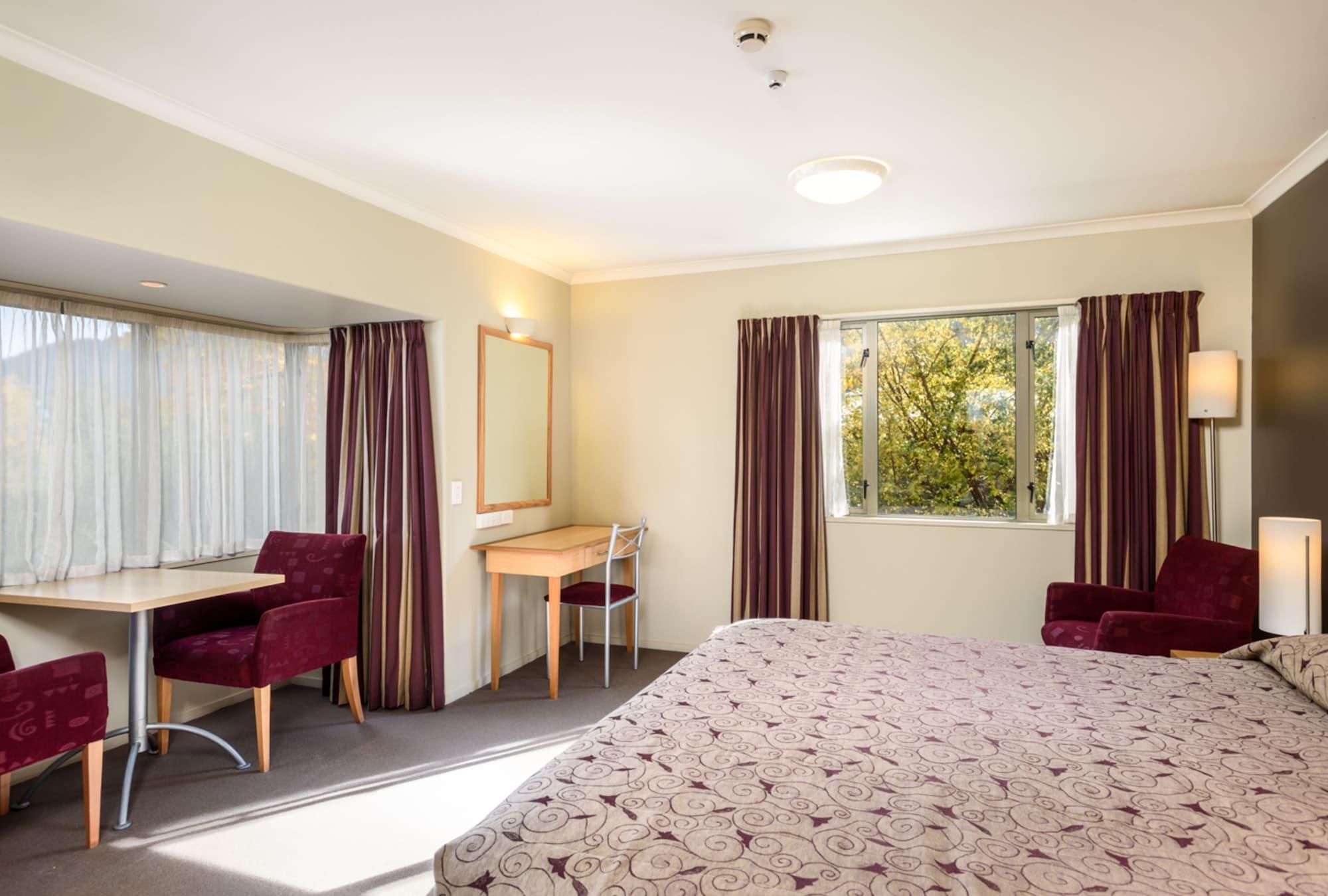 Queenstown Motel Apartments (Adults Only) Экстерьер фото