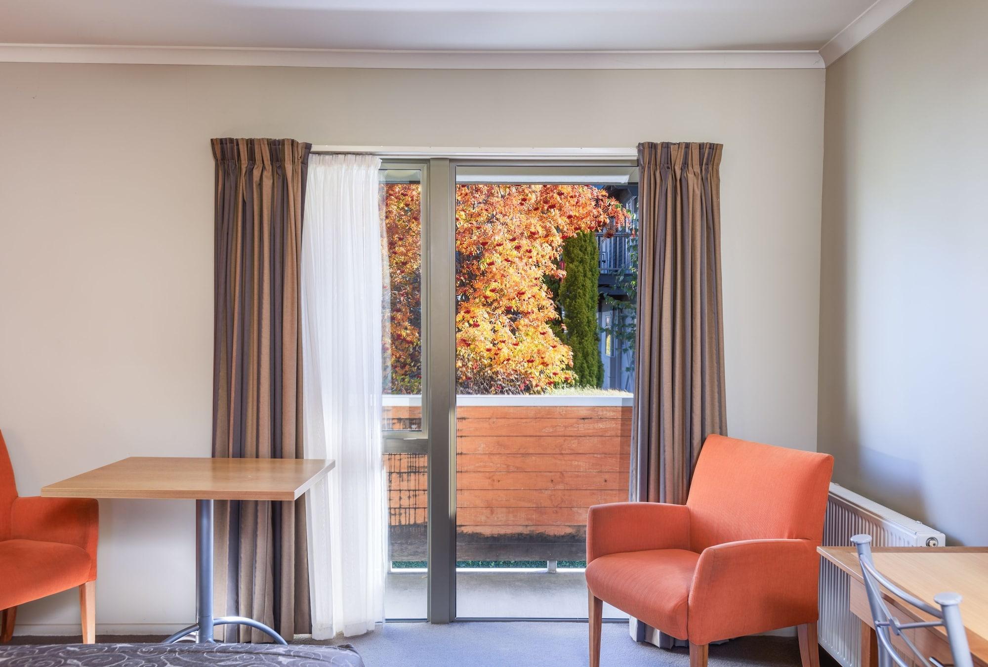 Queenstown Motel Apartments (Adults Only) Экстерьер фото