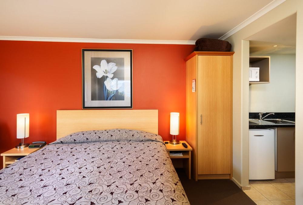 Queenstown Motel Apartments (Adults Only) Экстерьер фото