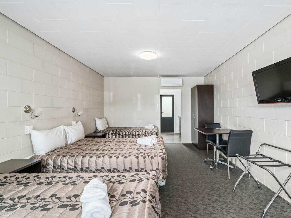 Queenstown Motel Apartments (Adults Only) Экстерьер фото