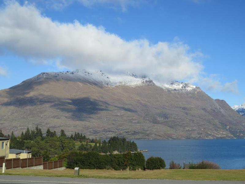 Queenstown Motel Apartments (Adults Only) Экстерьер фото
